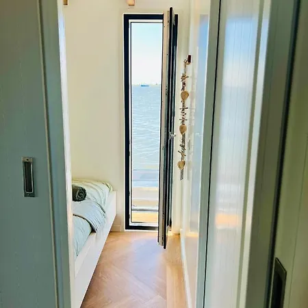 Luxury Houseboat Liberdade With Sauna And Dinghy *