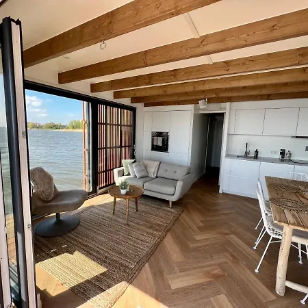 Luxury Houseboat Liberdade With Sauna And Dinghy Monnickendam