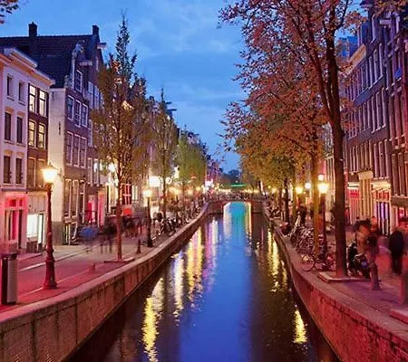 Luxury Houseboat Liberdade With Sauna And Dinghy Botel Monnickendam