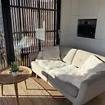Luxury Houseboat Liberdade With Sauna And Dinghy Tekne *
